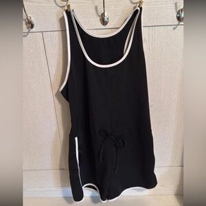 Black Sleeveless Romper XL